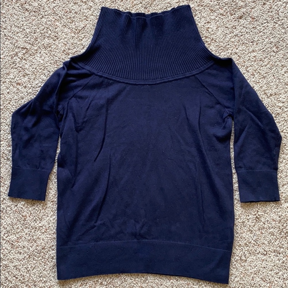 Women’s Banana Republic Navy Blue Sweater Medium
